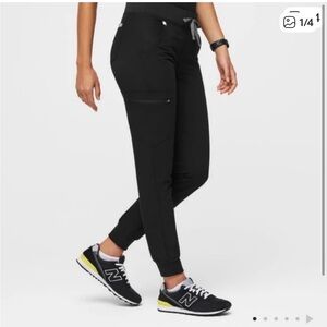Figs Women's Classic Black Joggers